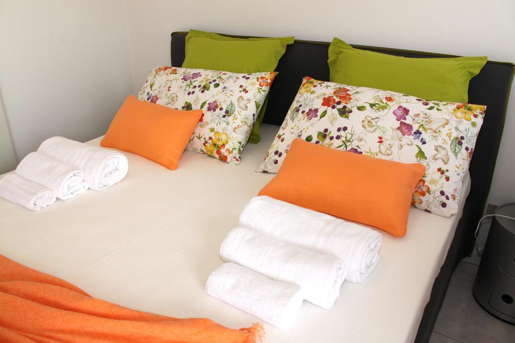 Ferienwohnung Terrazze Fiorite Bergamo Zimmer foto
